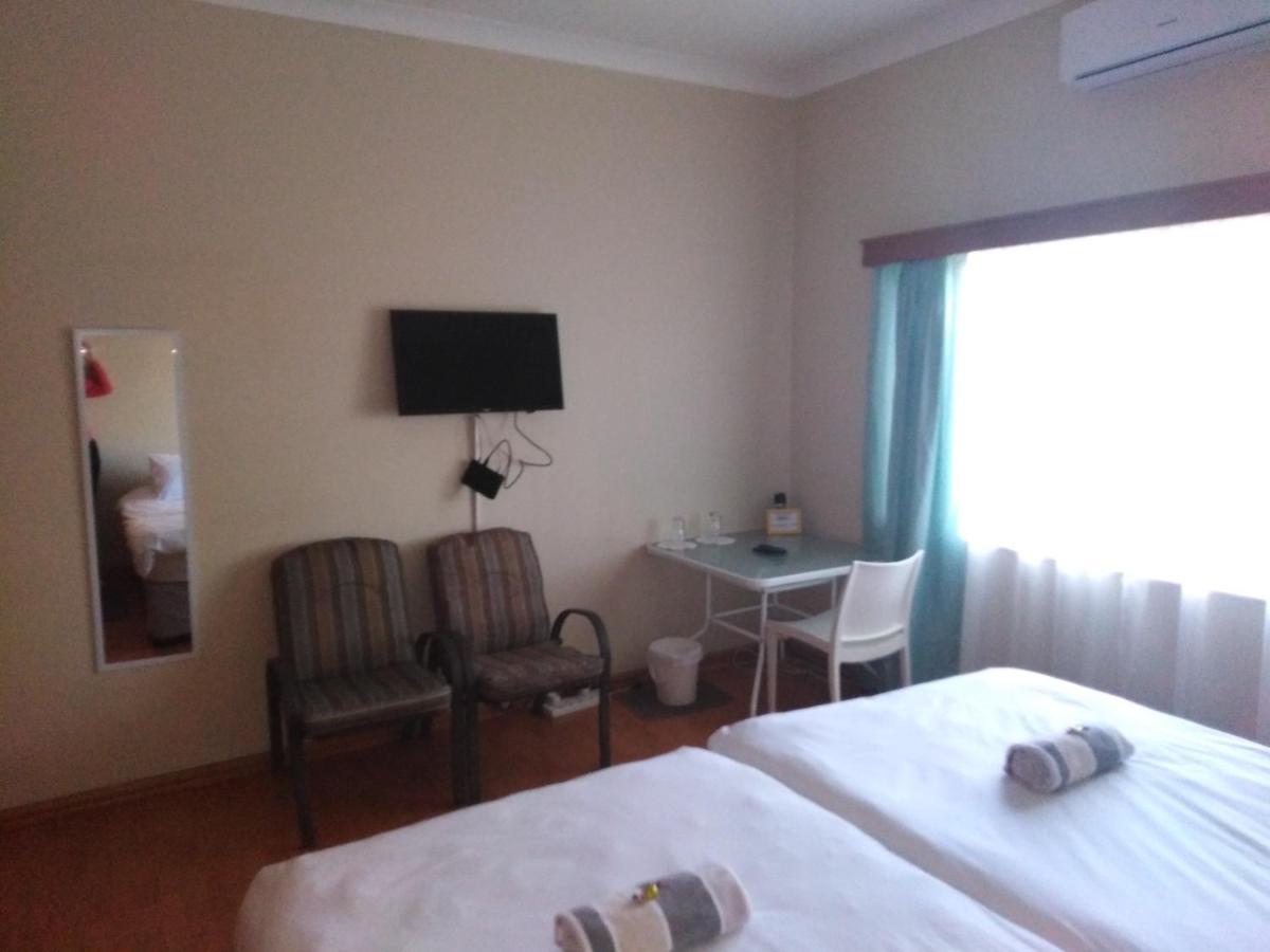Xenia Bed & Breakfast Windhoek Exterior foto