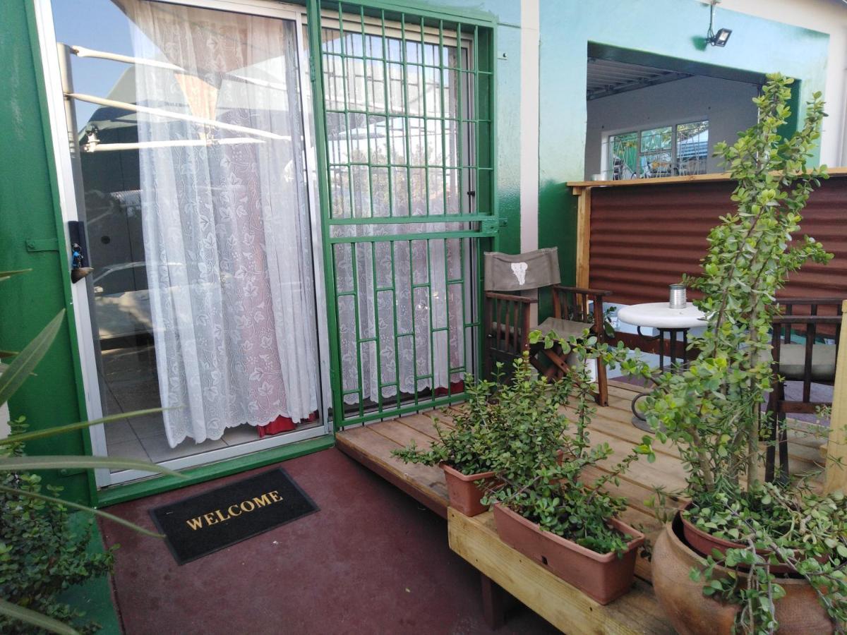 Xenia Bed & Breakfast Windhoek Exterior foto